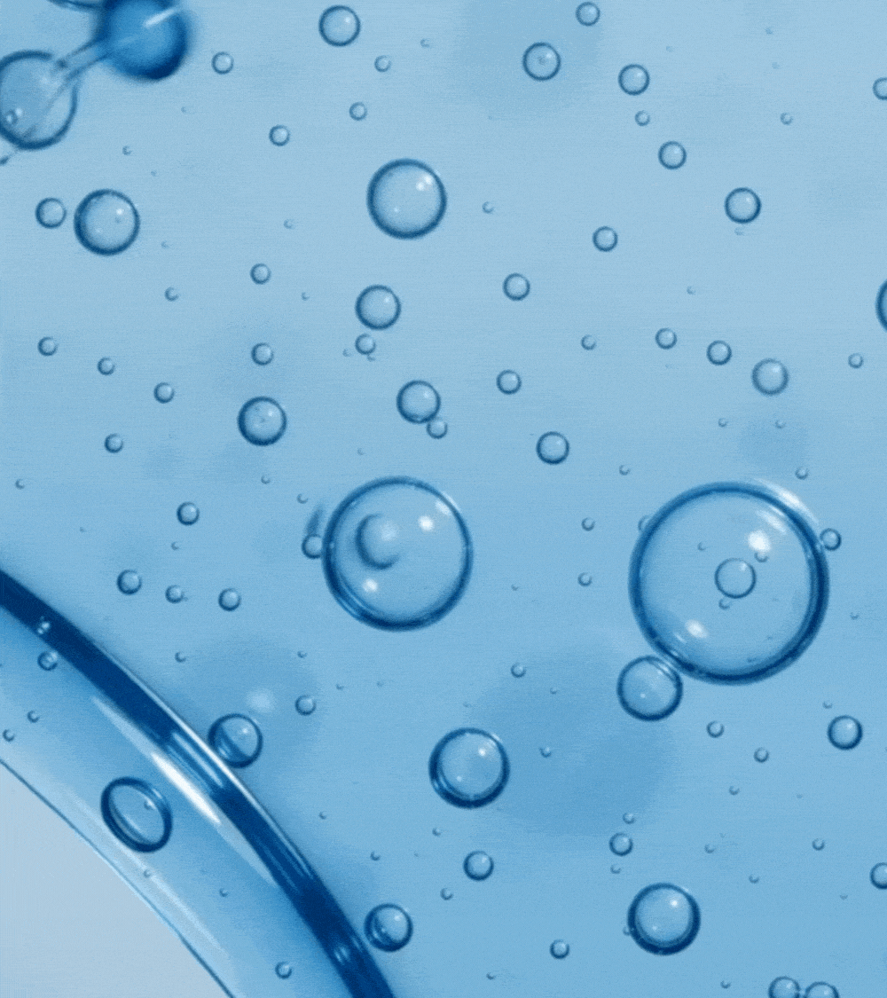 Azelaic Acid Is Having a Moment: Benefits, How to Use It & Why Dermatologists Love It